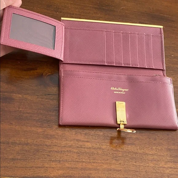 Salvatore Ferragamo wallet - Picture 4 of 14